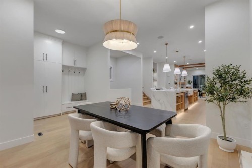 2518 20 Street Sw, Calgary, AB - Indoor Photo Showing Dining Room