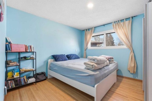 2018 Cottonwood Crescent Se, Calgary, AB - Indoor Photo Showing Bedroom