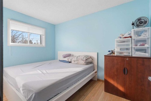 2018 Cottonwood Crescent Se, Calgary, AB - Indoor Photo Showing Bedroom