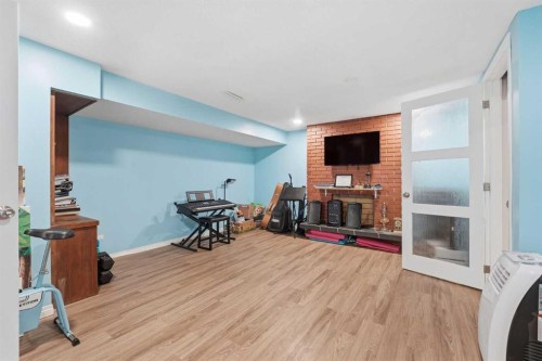 2018 Cottonwood Crescent Se, Calgary, AB - Indoor