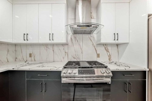 432 Ogden Drive, Calgary, AB - Indoor Photo Showing Kitchen