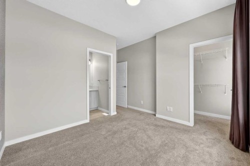 589 Mahogany Road Se, Calgary, AB - Indoor Photo Showing Other Room