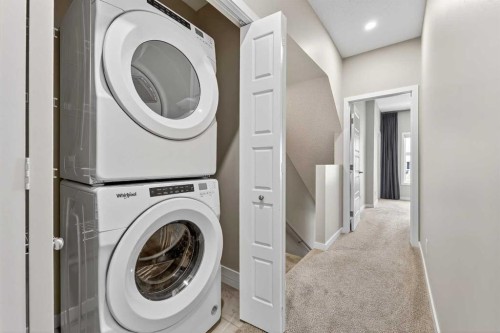 589 Mahogany Road Se, Calgary, AB - Indoor Photo Showing Laundry Room