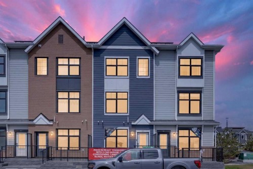 589 Mahogany Road Se, Calgary, AB - Outdoor With Facade