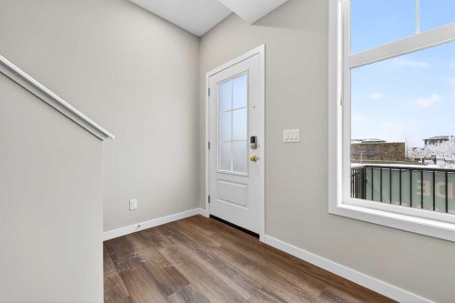 589 Mahogany Road Se, Calgary, AB - Indoor Photo Showing Other Room