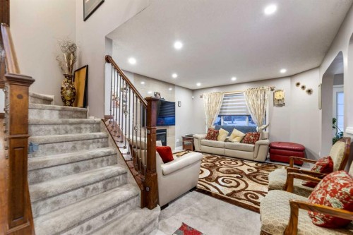 57 Saddlemead Road Ne, Calgary, AB - Indoor