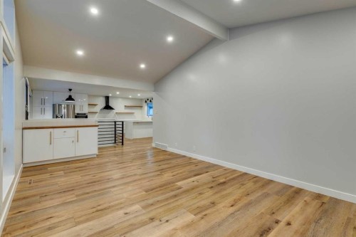 3416 Lane Crescent Sw, Calgary, AB - Indoor