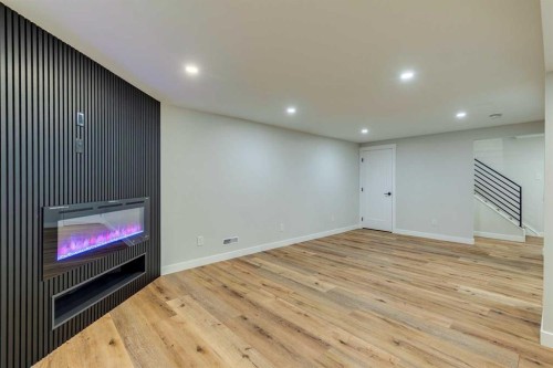 3416 Lane Crescent Sw, Calgary, AB - Indoor