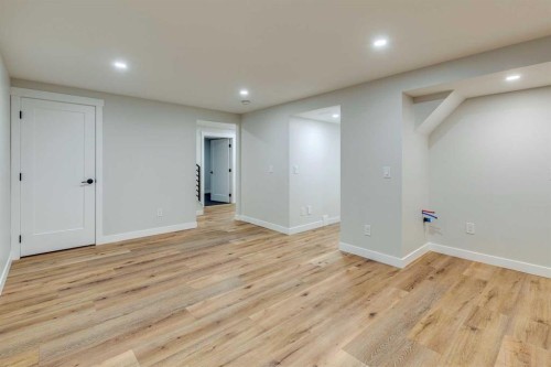 3416 Lane Crescent Sw, Calgary, AB - Indoor