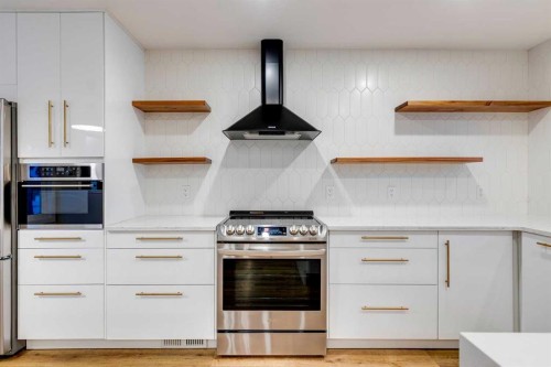 3416 Lane Crescent Sw, Calgary, AB - Indoor Photo Showing Kitchen With Stainless Steel Kitchen