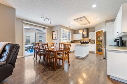 4 Crestridge Way Sw, Calgary, AB - Indoor