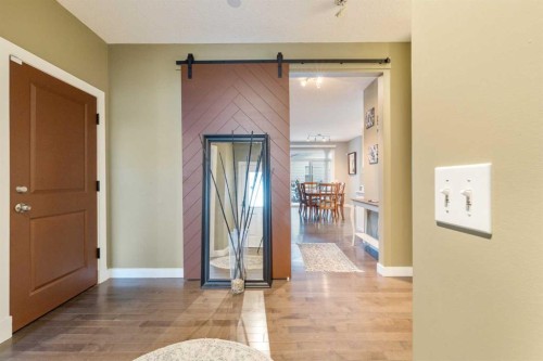 4 Crestridge Way Sw, Calgary, AB - Indoor Photo Showing Other Room