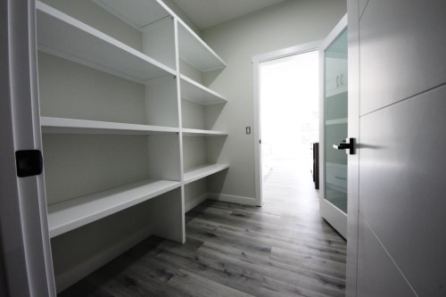 35 Viceroy Crescent, Olds, AB - Indoor With Storage