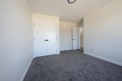 35 Viceroy Crescent, Olds, AB - Indoor Photo Showing Other Room