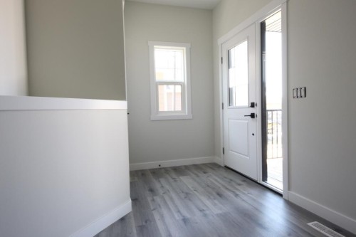 35 Viceroy Crescent, Olds, AB - Indoor Photo Showing Other Room