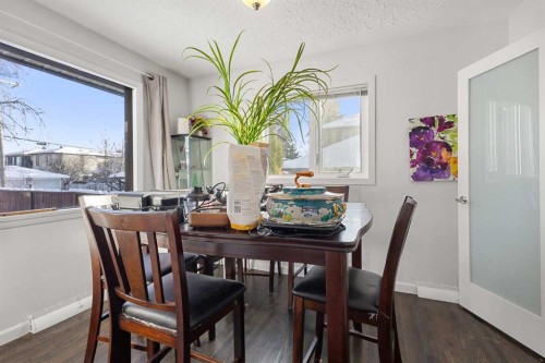 2812 24 Street Nw, Calgary, AB - Indoor Photo Showing Dining Room
