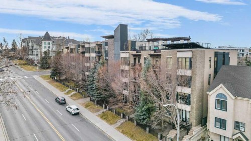 306-2307 14 Street SW Calgary, AB T2T 3T5