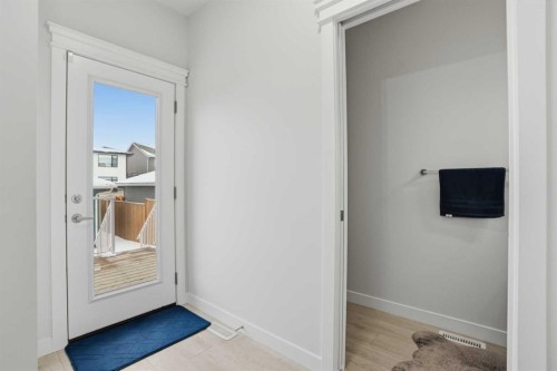 496 Reynolds Avenue Sw, Airdrie, AB - Indoor Photo Showing Other Room