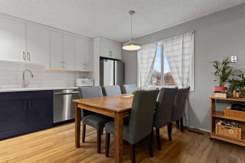 6 Castleglen Road Ne, Calgary, AB - Indoor