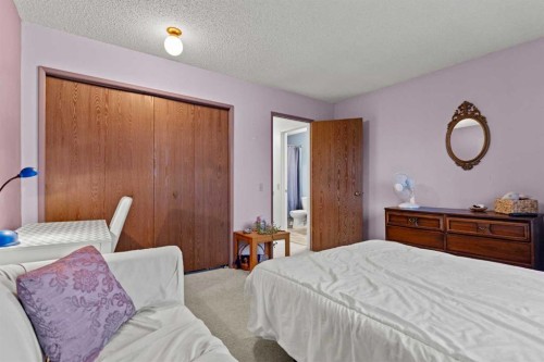 6 Castleglen Road Ne, Calgary, AB - Indoor Photo Showing Bedroom