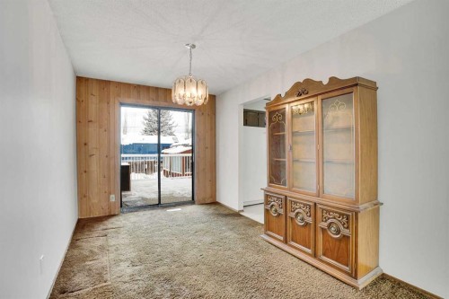 107 Silver Brook Drive Nw, Calgary, AB - Indoor Photo Showing Other Room