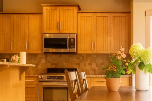 52 Elmont Green Sw, Calgary, AB - Indoor Photo Showing Other Room