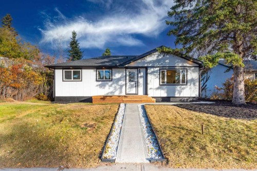152 Southampton Drive Sw, Calgary, AB - Outdoor
