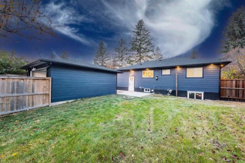 152 Southampton Drive Sw, Calgary, AB - Outdoor