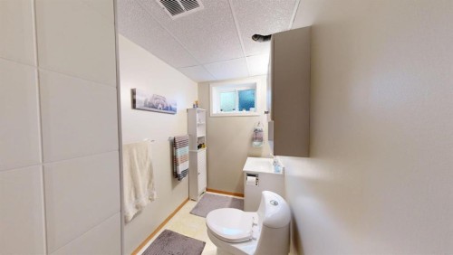 716 55 Avenue Sw, Calgary, AB - Indoor