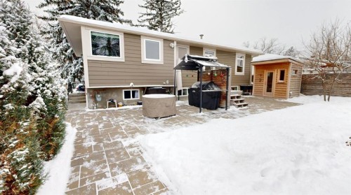 716 55 Avenue Sw, Calgary, AB - Outdoor