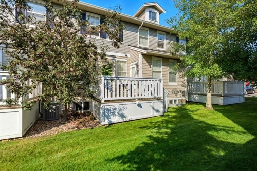 2002-1001 8 Street Nw, Airdrie, AB - Outdoor