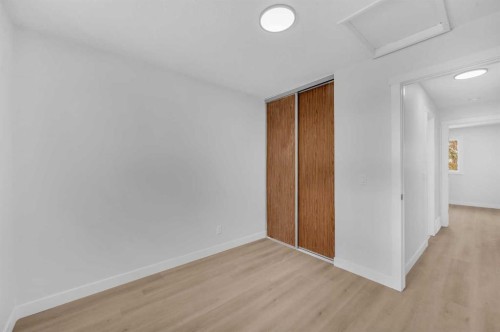 133 Erin Ridge Road Se, Calgary, AB - Indoor Photo Showing Other Room