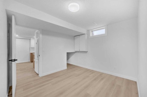 133 Erin Ridge Road Se, Calgary, AB - Indoor Photo Showing Other Room