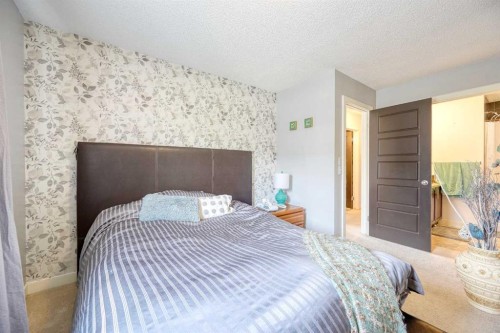 226 Pantego Lane Nw, Calgary, AB 