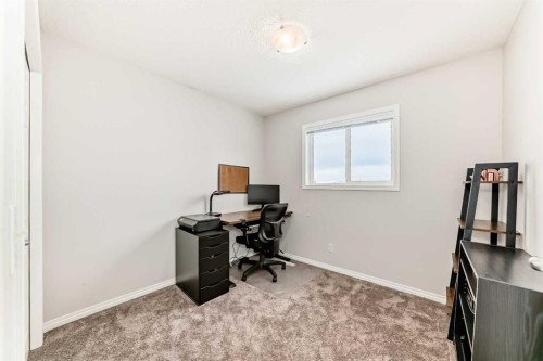 206 Evansmeade Close Nw, Calgary, AB - Indoor Photo Showing Office