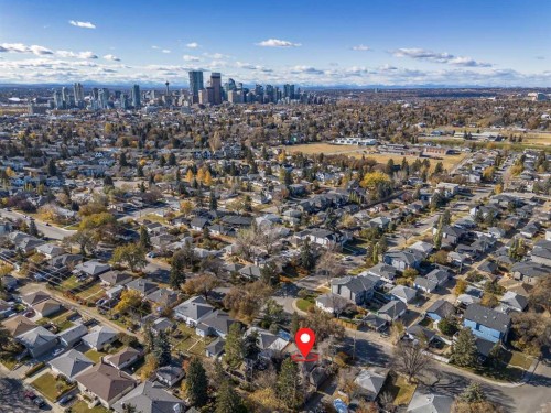 1468 Renfrew Drive Ne, Calgary, AB - Outdoor With View