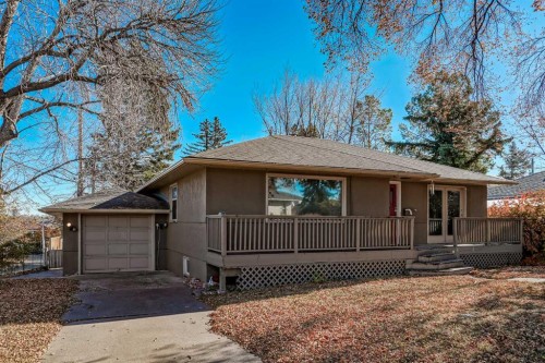1468 Renfrew Drive Ne, Calgary, AB - Outdoor With Deck Patio Veranda