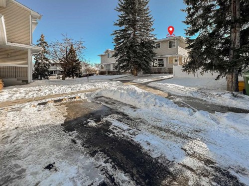 123 Woodsman Lane Sw, Calgary, AB - Outdoor