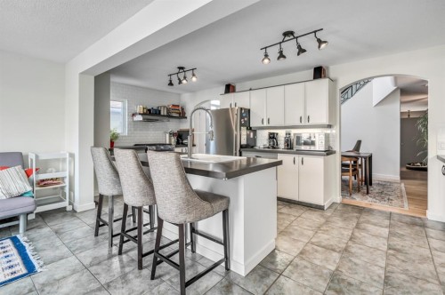 506 19 Avenue Nw, Calgary, AB - Indoor Photo Showing Kitchen With Stainless Steel Kitchen With Double Sink