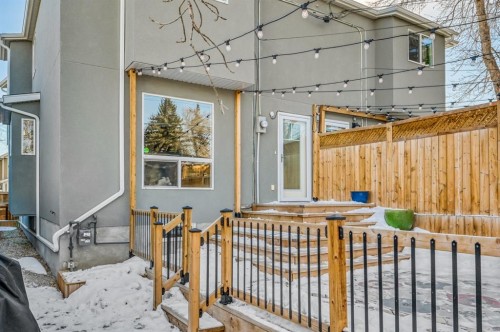506 19 Avenue Nw, Calgary, AB - Outdoor With Exterior