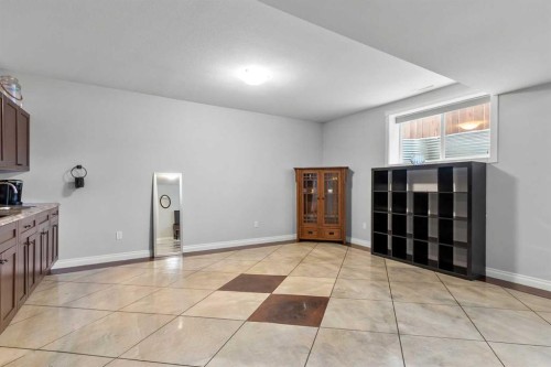 6 Vera Close, Olds, AB - Indoor