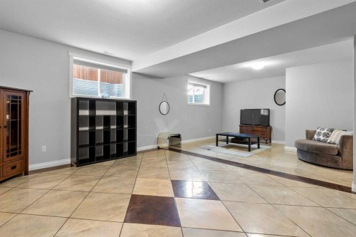 6 Vera Close, Olds, AB - Indoor Photo Showing Other Room