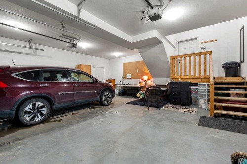 6 Vera Close, Olds, AB - Indoor Photo Showing Garage