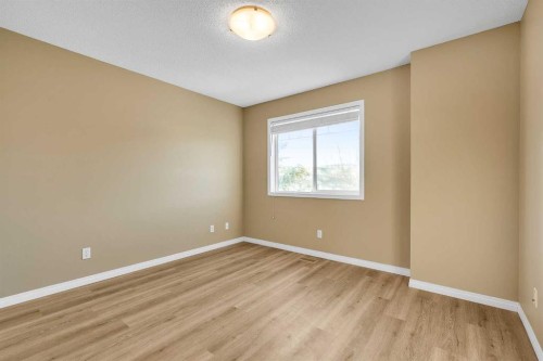 101-2384 Sagewood Gate Sw, Airdrie, AB - Indoor Photo Showing Other Room