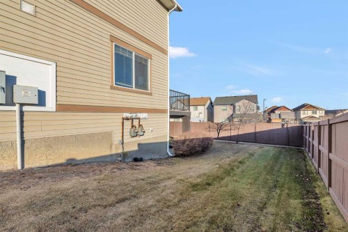 101-2384 Sagewood Gate Sw, Airdrie, AB - Outdoor