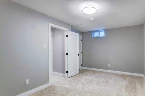 1724 Valleyview Road Ne, Calgary, AB - Indoor