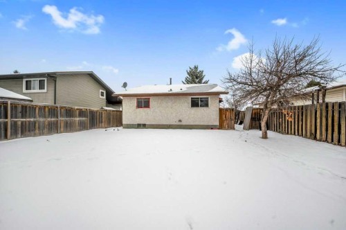 1140 Abbeydale Drive Ne, Calgary, AB - Outdoor