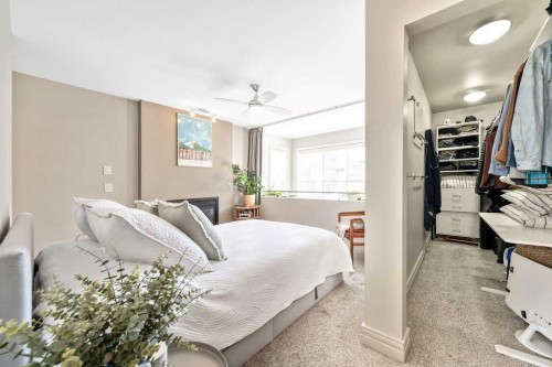 2-52 6 Street Ne, Calgary, AB - Indoor Photo Showing Bedroom