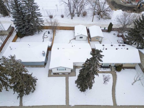 68 Healy Drive Sw, Calgary, AB - Outdoor With View