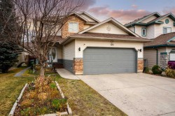 140 Fairways Drive NW Airdrie, AB T4B 2R8